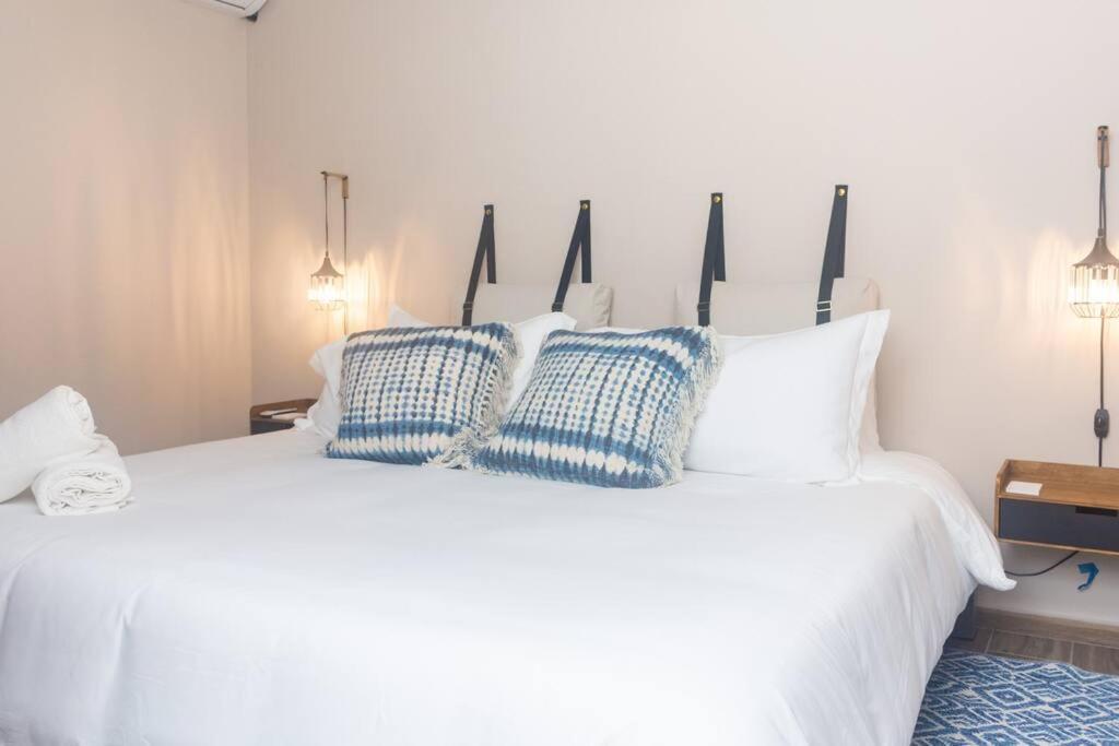 Tradewinds Apartments Simpson Bay Εξωτερικό φωτογραφία